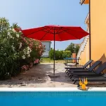 Villa Jasminka By Guide Peroj