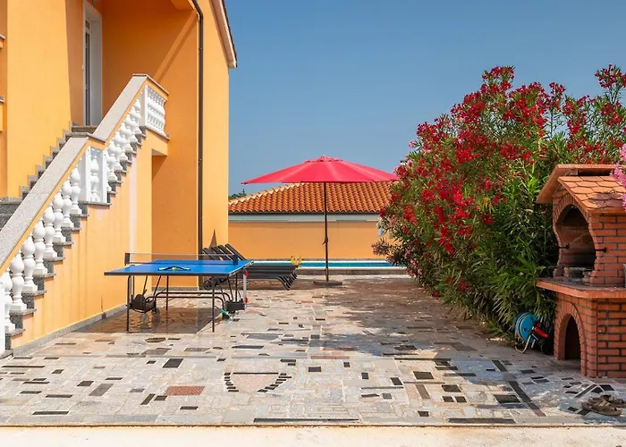 Jasminka By Guide 佩罗杰